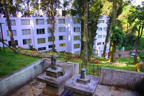 Oak Field Resort Мунар Екстериор снимка