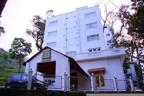 Oak Field Resort Мунар Екстериор снимка